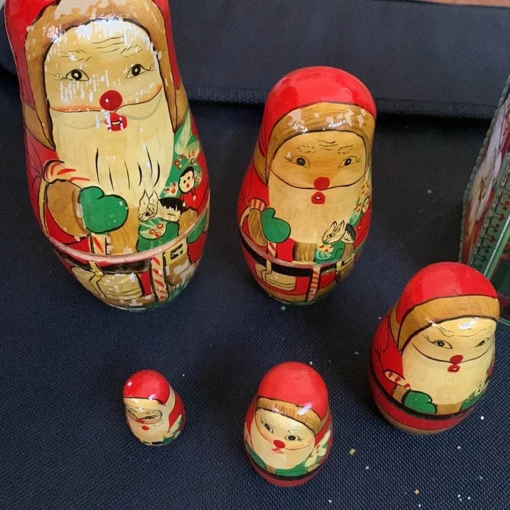 Nested  Santa 5 pc. - Picture 2 of 4